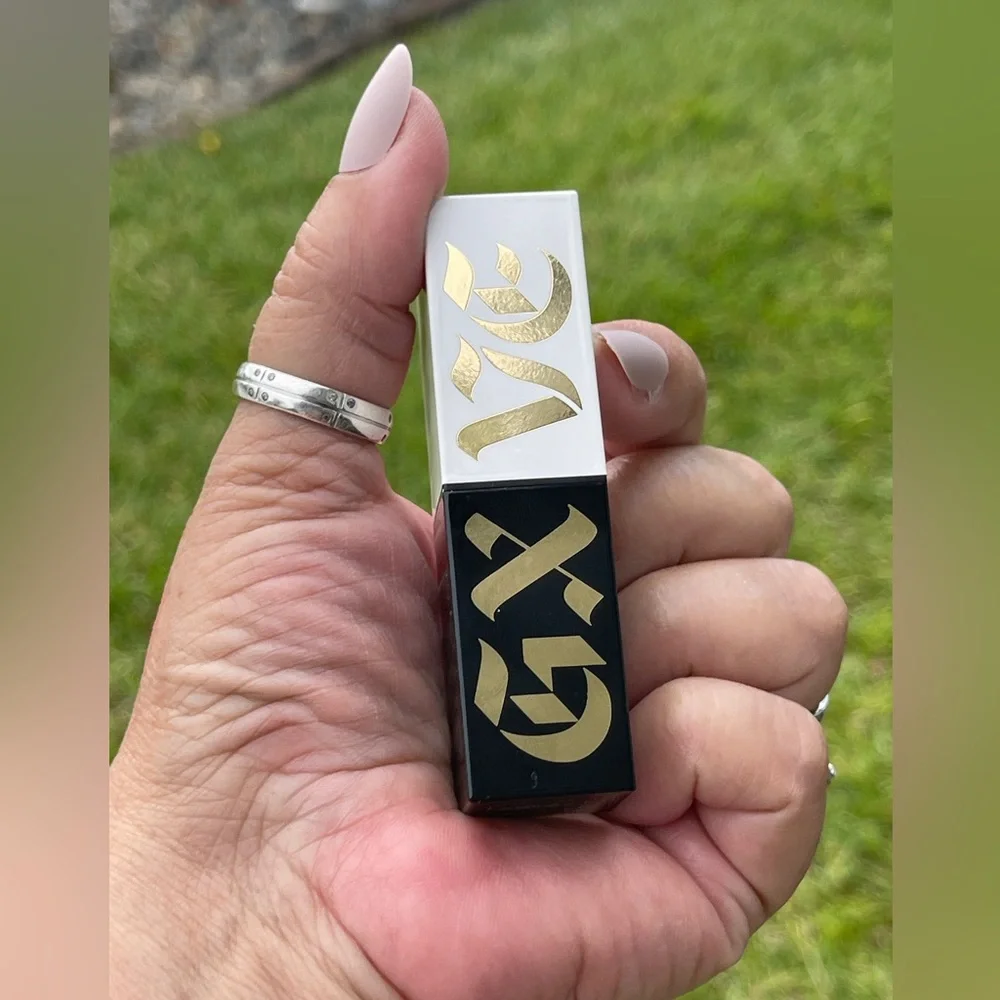 GXVE BEAUTY By Gwen Stefani Matte Lipstick In Original Recipe (Red) - Picture 10 of 15